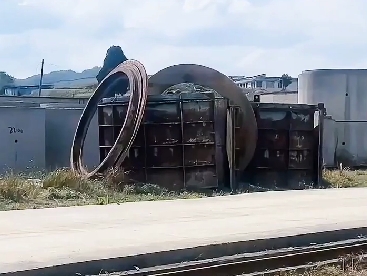 文章附图